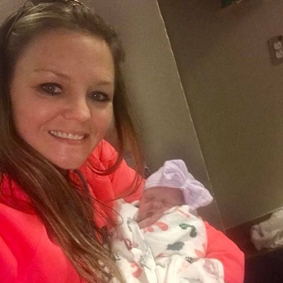 Meet your Posher, Amanda - Picture 1 of 1